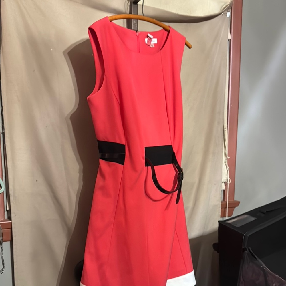 EUC Calvin Klein Dress-110-Elegant Coral Dress with Black Accents
